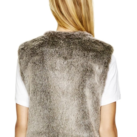 Talula Park Slope Vest - Vegan Fur - Picture 2 of 5